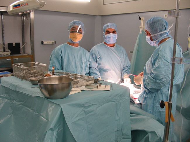 bac-si-thuan-tai-cong-hoa-phap